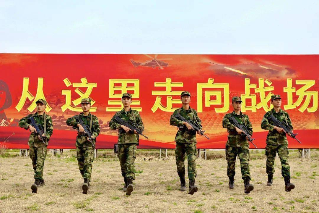 打仗手游带兵怎么玩_带兵打仗的游戏手机_带兵打仗的手游