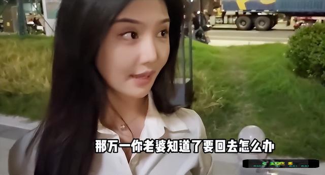 软文直播rwzb网页_六间房美女视频美女直播_美女网页直播