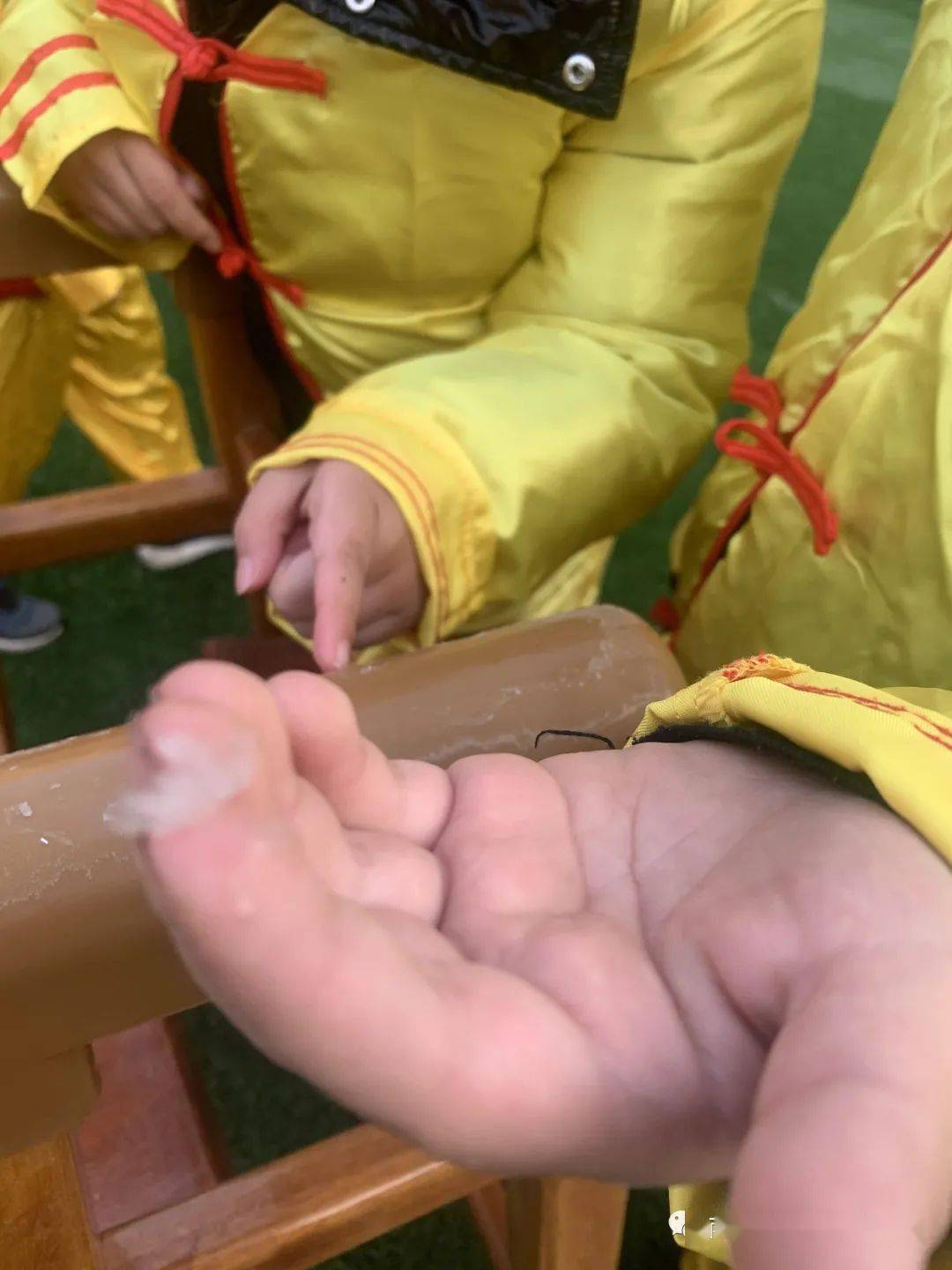 玩具板能跳起来吗_玩具板能不能做动作_玩具板能做基本动作吗