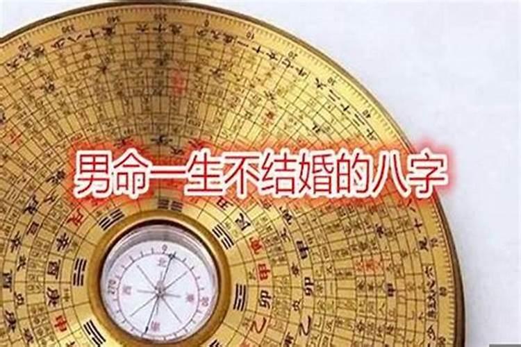孕妇梦见龙头鱼身在水里游_孕妇梦见鱼在水里游生什么_孕妇梦见龙头鱼身在水里