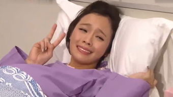 美女生孩子 美女生孩子